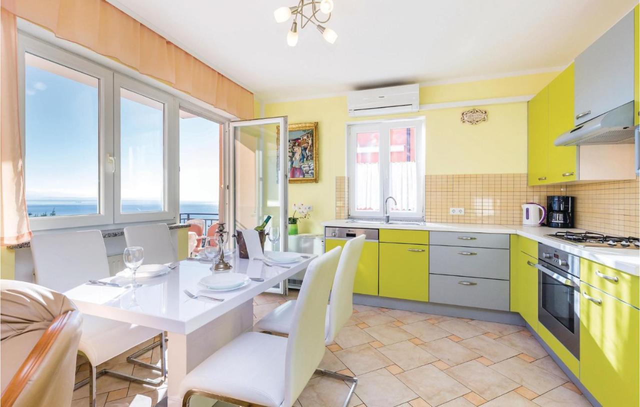 Stunning Apartment In Volosko With House Sea View Exterior foto