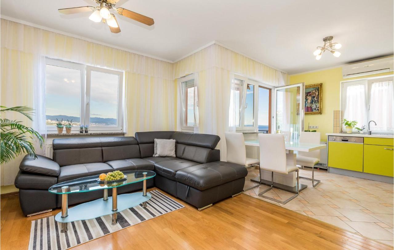 Stunning Apartment In Volosko With House Sea View Exterior foto